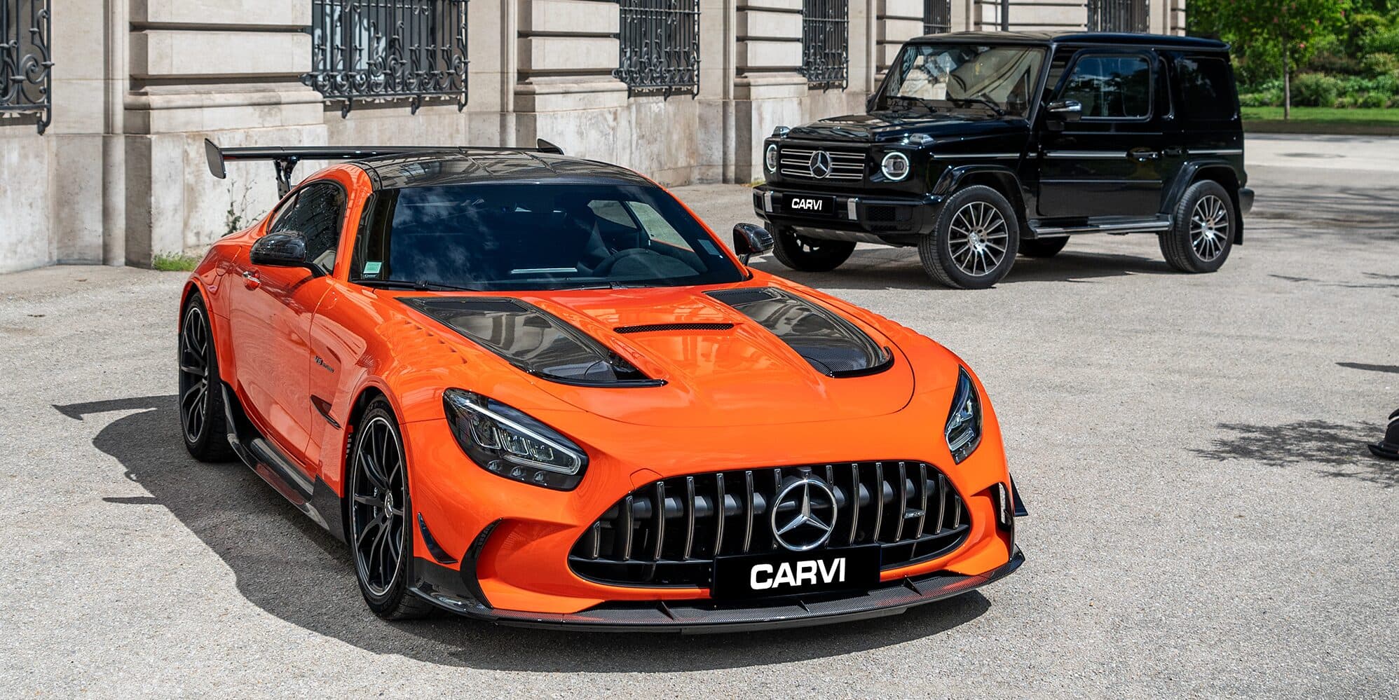 Une Mercedes-AMG GT Black Series et un Classe G aux plaques Carvi